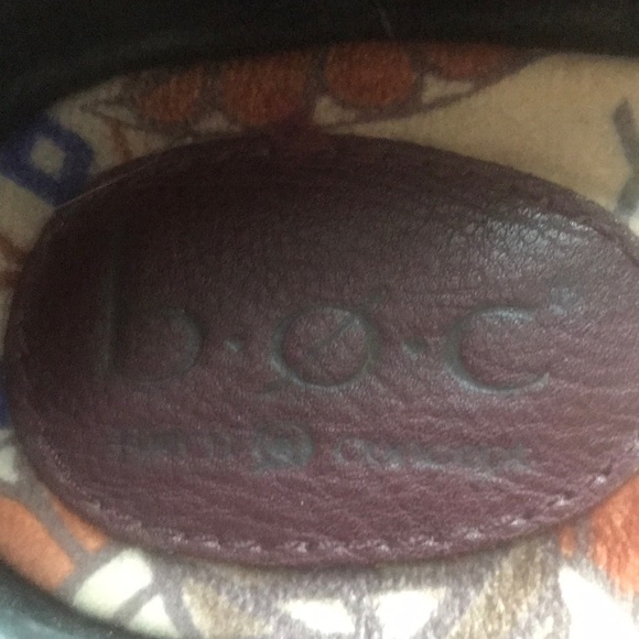 Boc Maroon Flats! - Picture 8 of 8